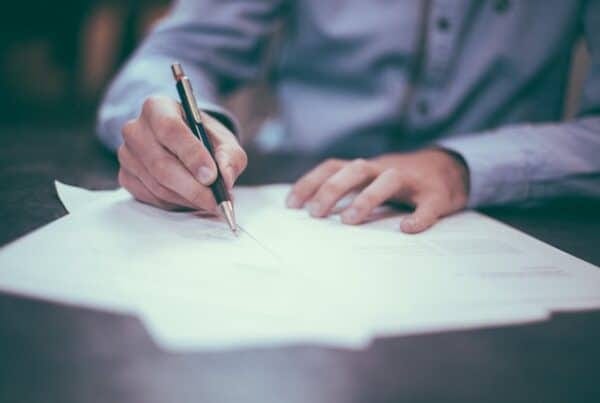 Mortgage-Broker-vs-Bank